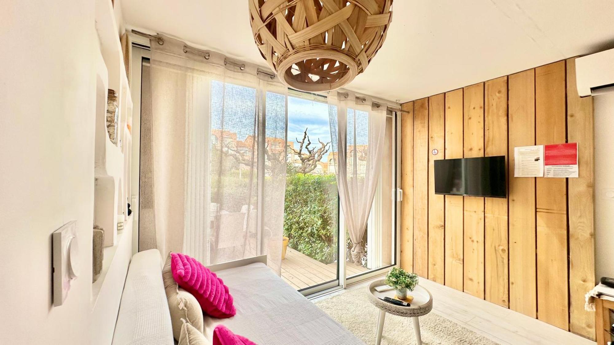 Appartement * * Piscine *